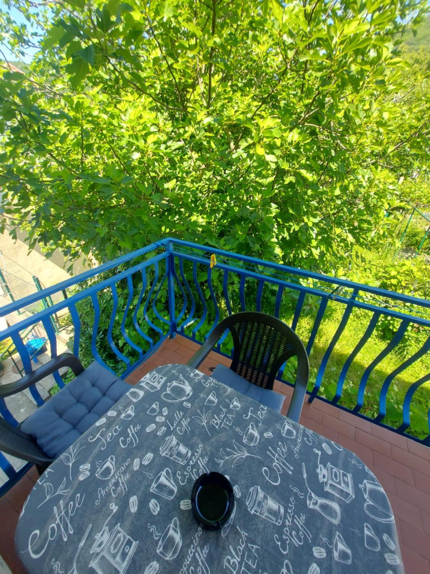 Barcelona Apartments Tivat Buitenkant foto