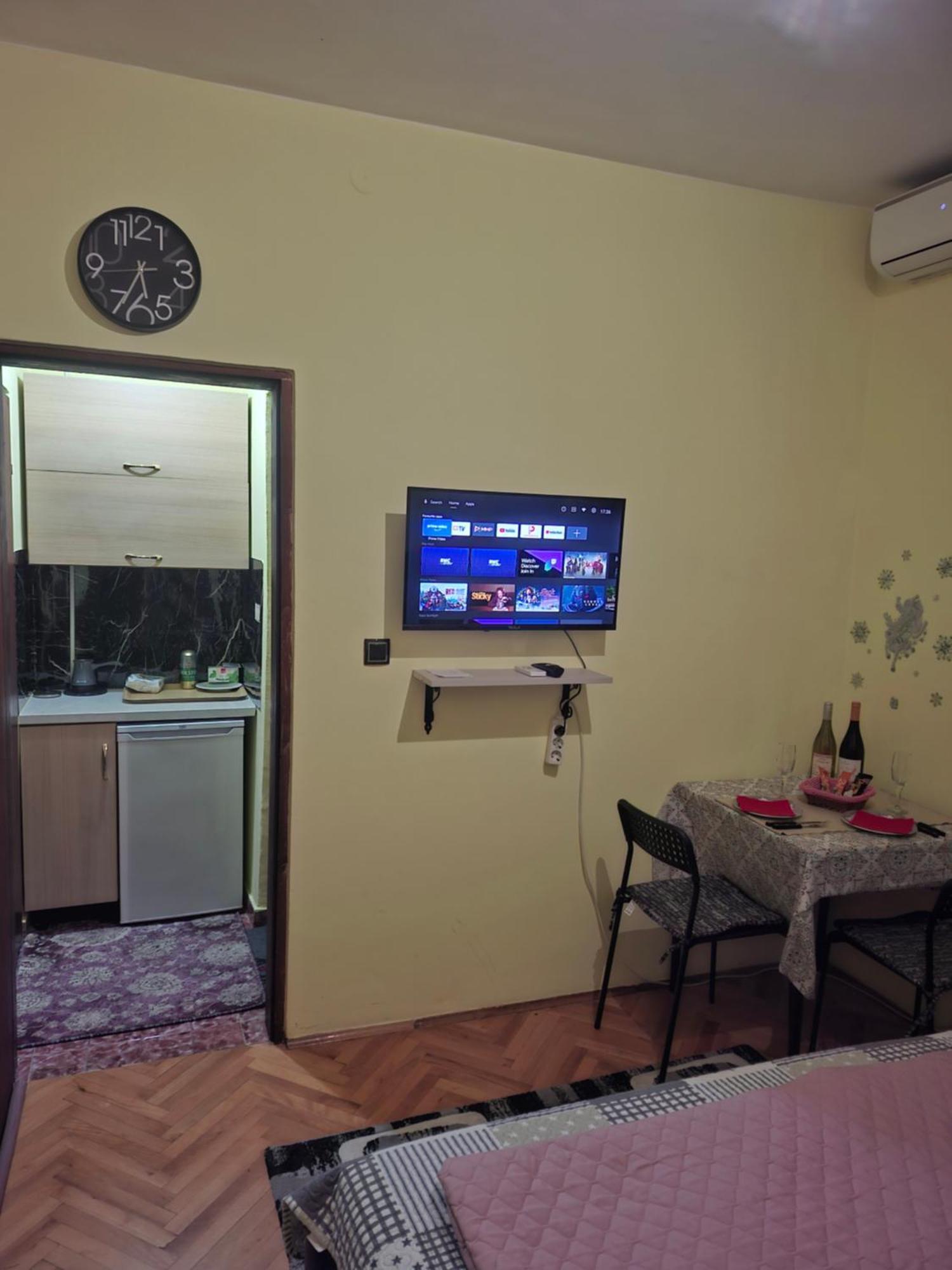 Barcelona Apartments Tivat Buitenkant foto